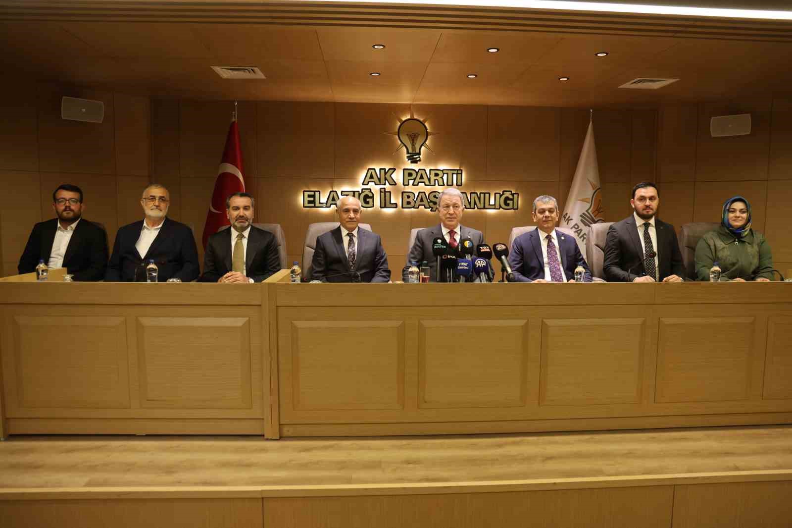 TBMM Milli Savunma Komisyonu Başkanı Akar: ’’Türkiye söz dinleyen değil, sözü dinlenen Türkiye’dir’’
