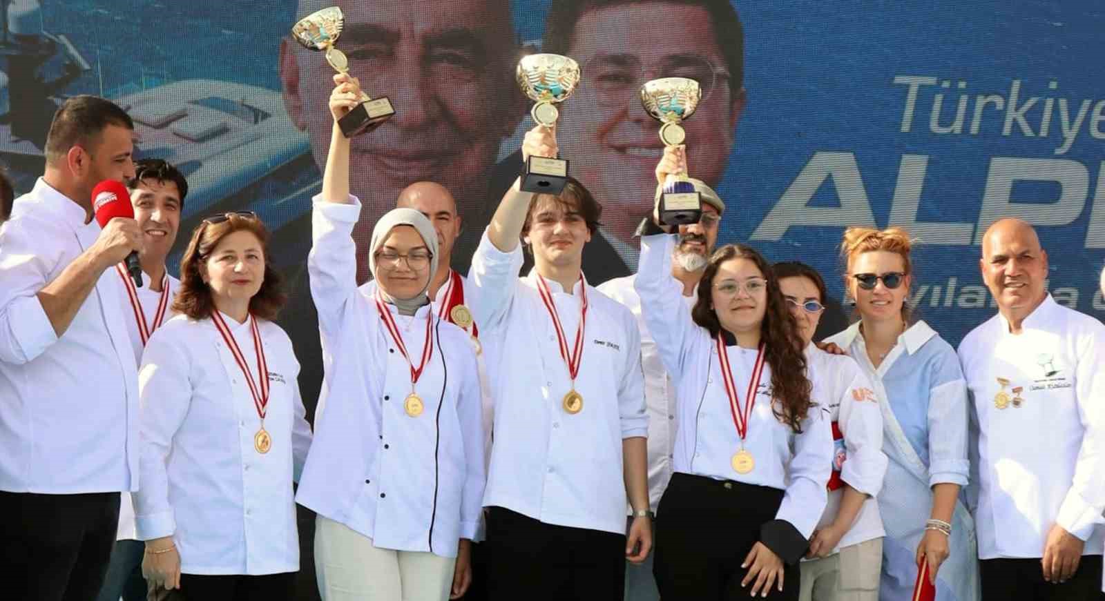 MSKÜ’lü aşçılardan tüm kategorilerde altın madalya