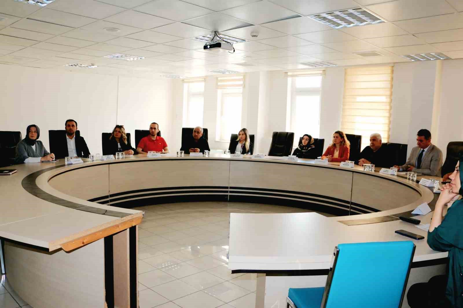 Elazığ&rsquo;da dengeli beslenme ve hareketli yaşam kurul toplantısı
