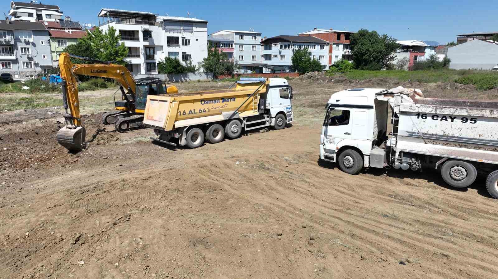 B&uuml;y&uuml;kşehir&rsquo;den Yunuseli&rsquo;ye spor tesisi
