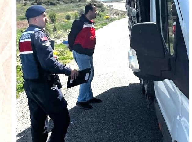 Aslanapa’da hayvan hareketlerine yönelik yol kontrolleri