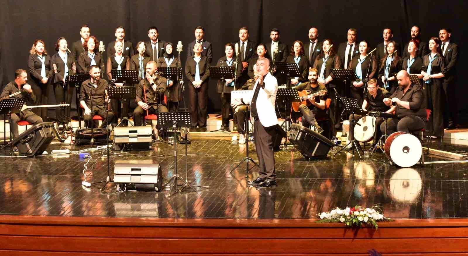 ESOGÜ Hastanesi personeli Hemşirelik Haftası Konseri verdi