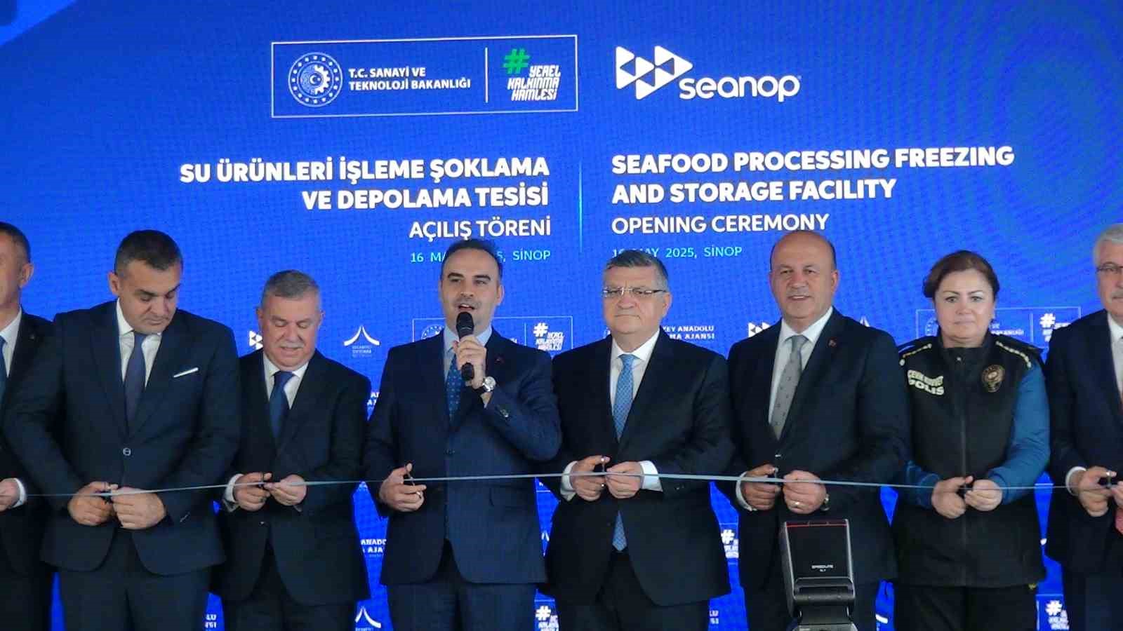 Bakan Kacır: "Son 22 yılda su &uuml;r&uuml;nleri yatırımları i&ccedil;in 362 teşvik belgesi verdik"
