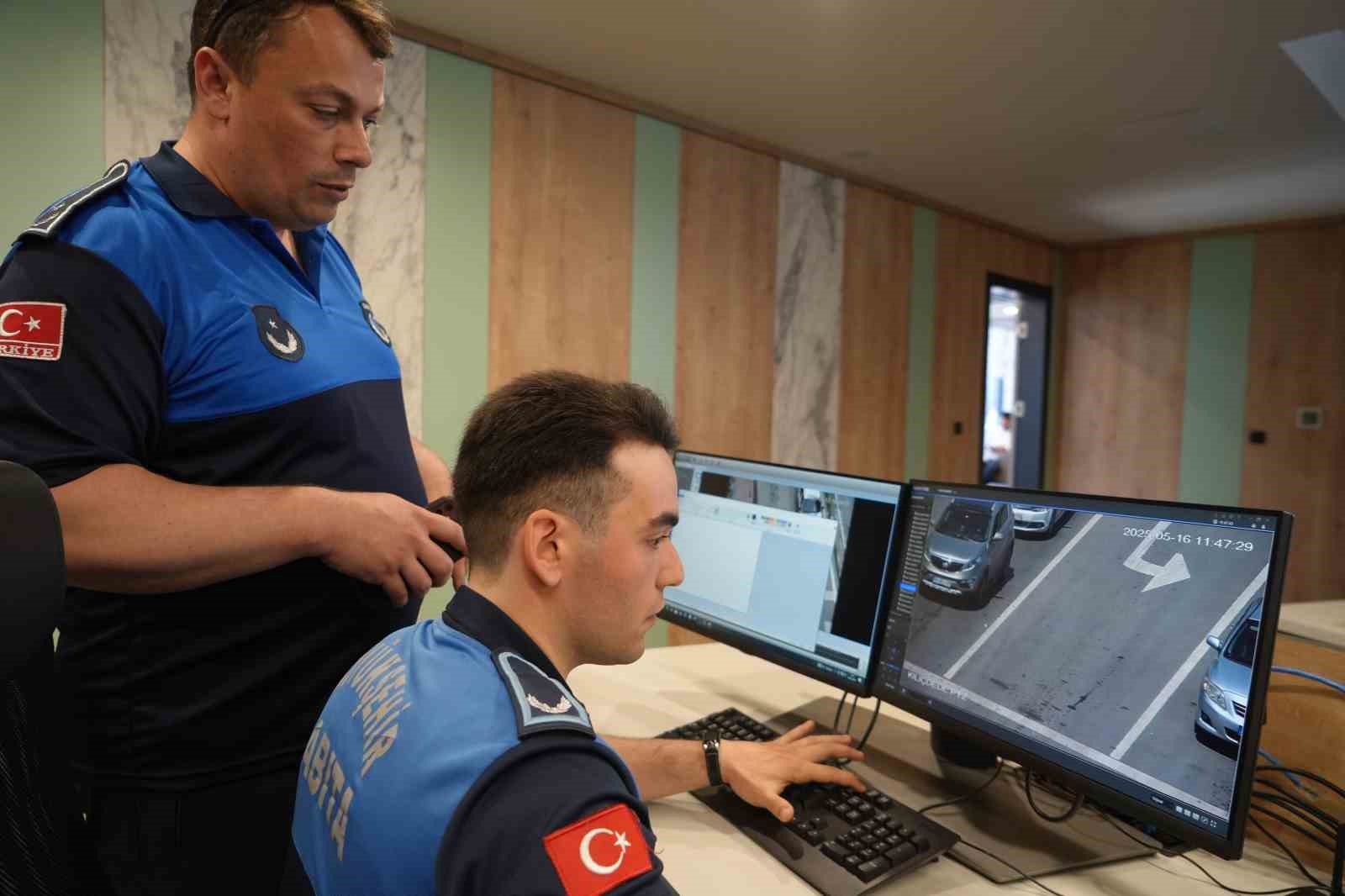 Kamera sistemi çevre nöbetinde: Sigara izmariti bile kaçamıyor