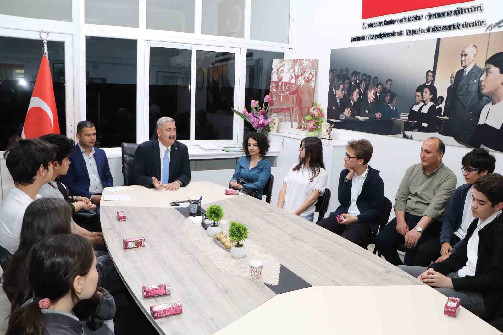 Aydınlı öğrenciler bilgilerini yarıştırdı