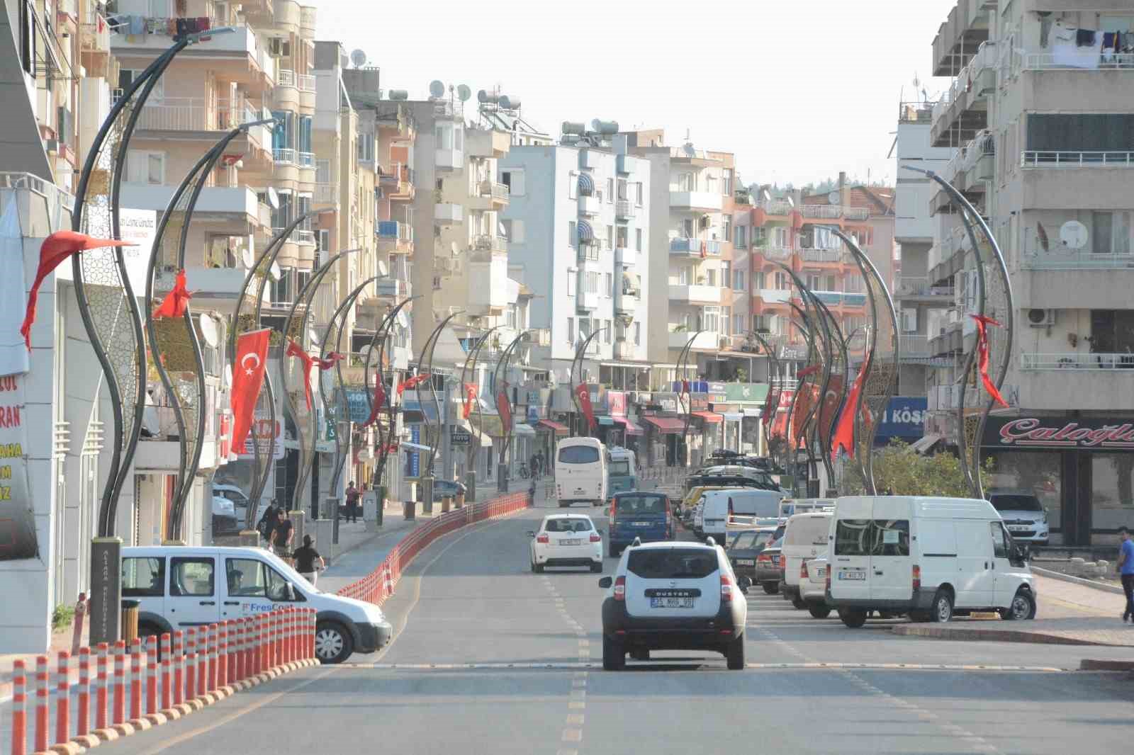 İzmir’de trafiğe kayıtlı araç sayısı 2 milyona yaklaştı