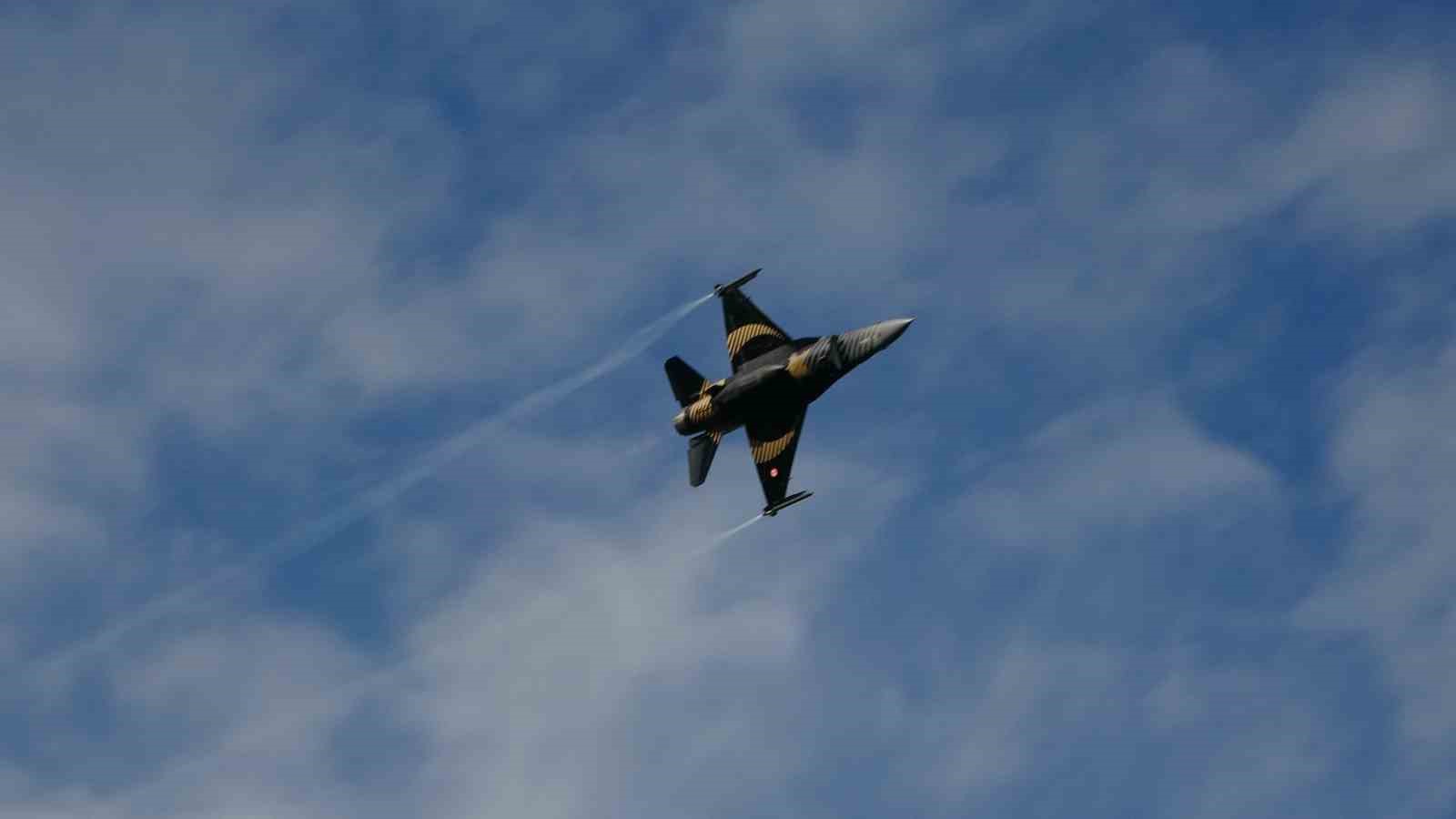 SOLOTÜRK’ün Ordu’daki prova uçuşu nefes kesti