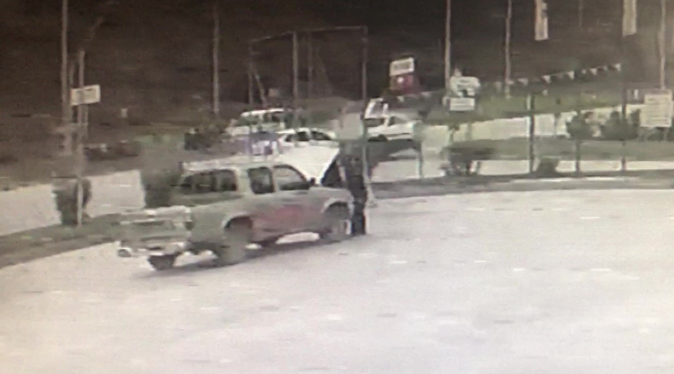 Amasya’da iki otomobil kavşakta çarpıştı: Kaza anı kamerada