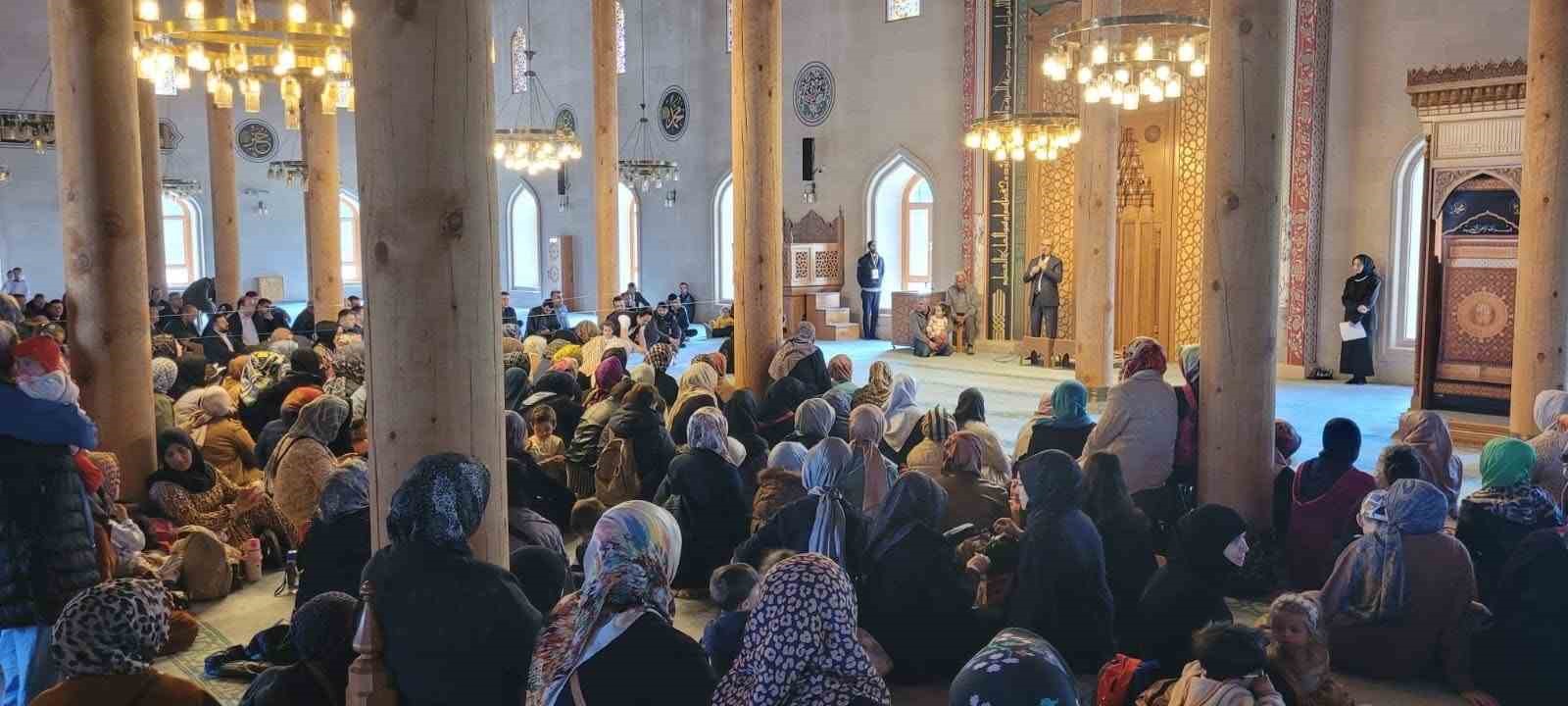 Afyonkarahisar’da Kur’an Kursları yıl sonu kapanış programları düzenlendi