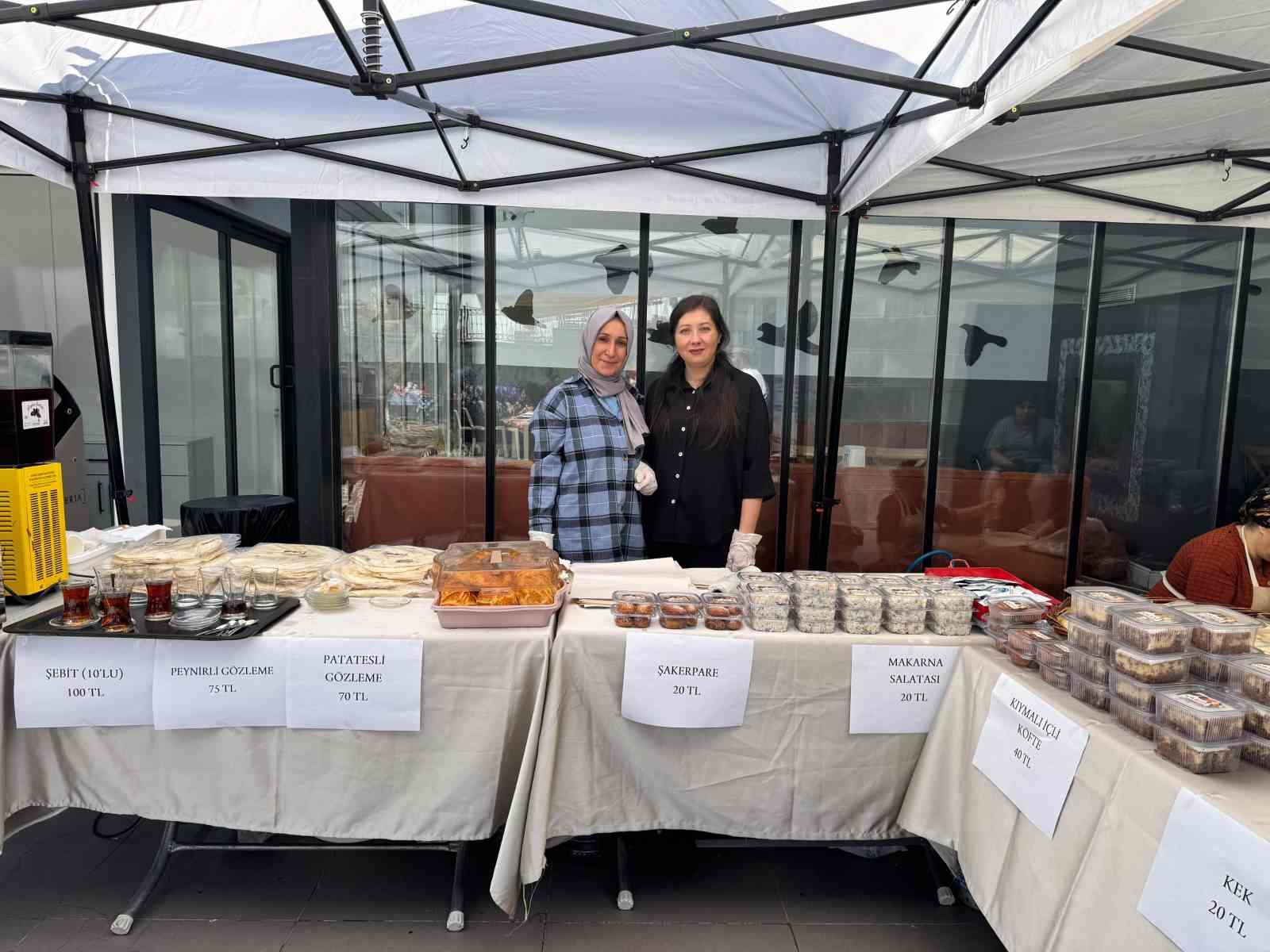 Hacılar’da el emeği göz nuru eserler sergilendi