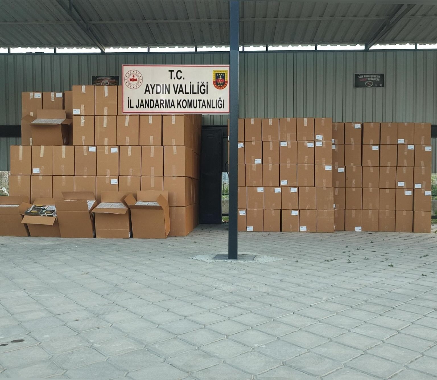 Aydın’da 4,5 milyon değerinde makaron ele geçirildi