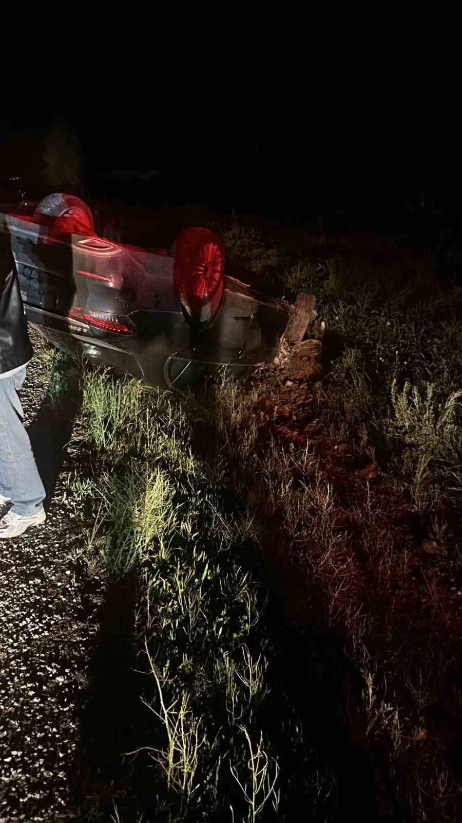 Hurdaya d&ouml;nen otomobilde hayatını kaybetti
