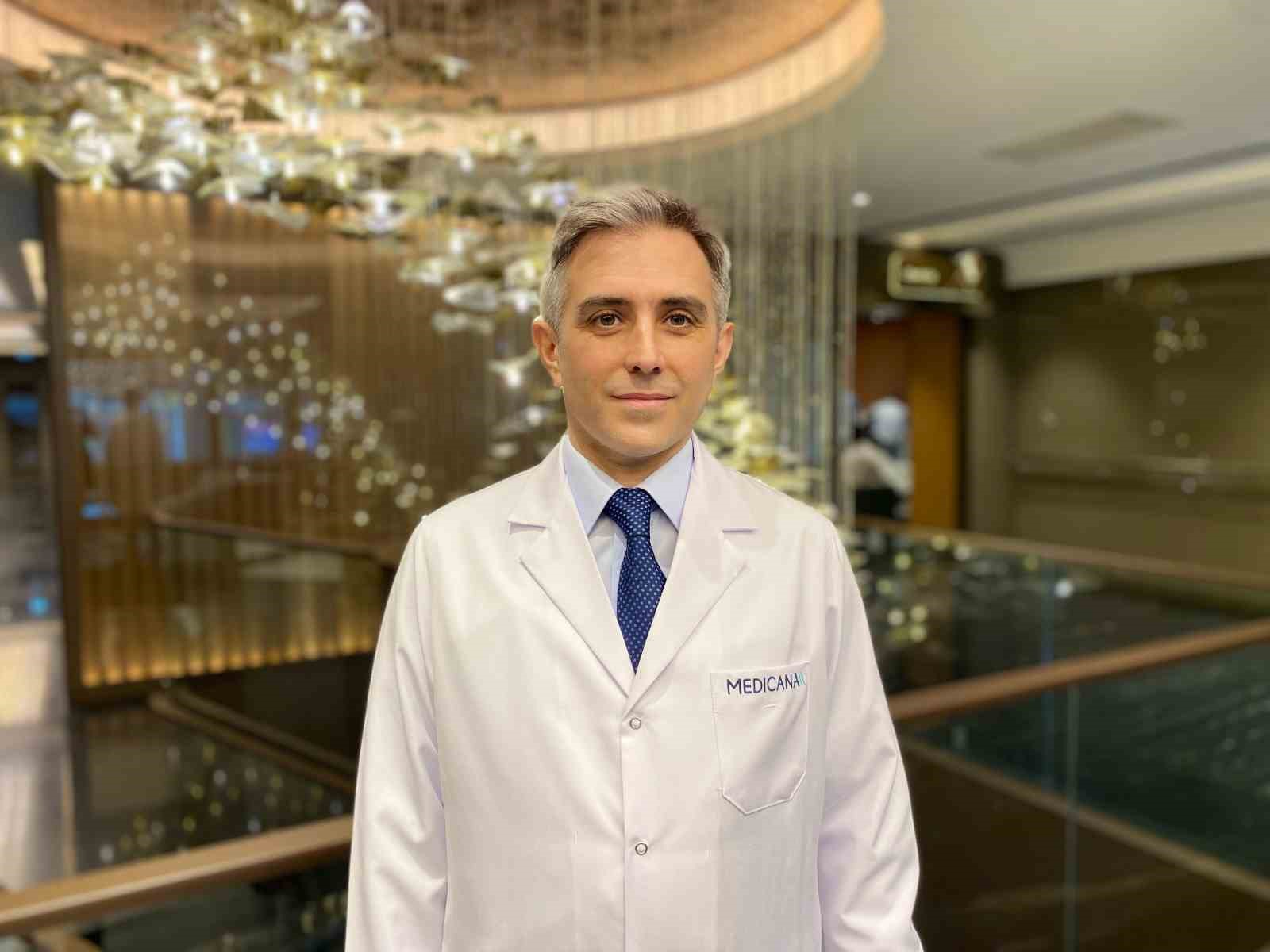 Sadece erkeklerde görülmüyor: "Kadınlarda bu ağrıya dikkat"