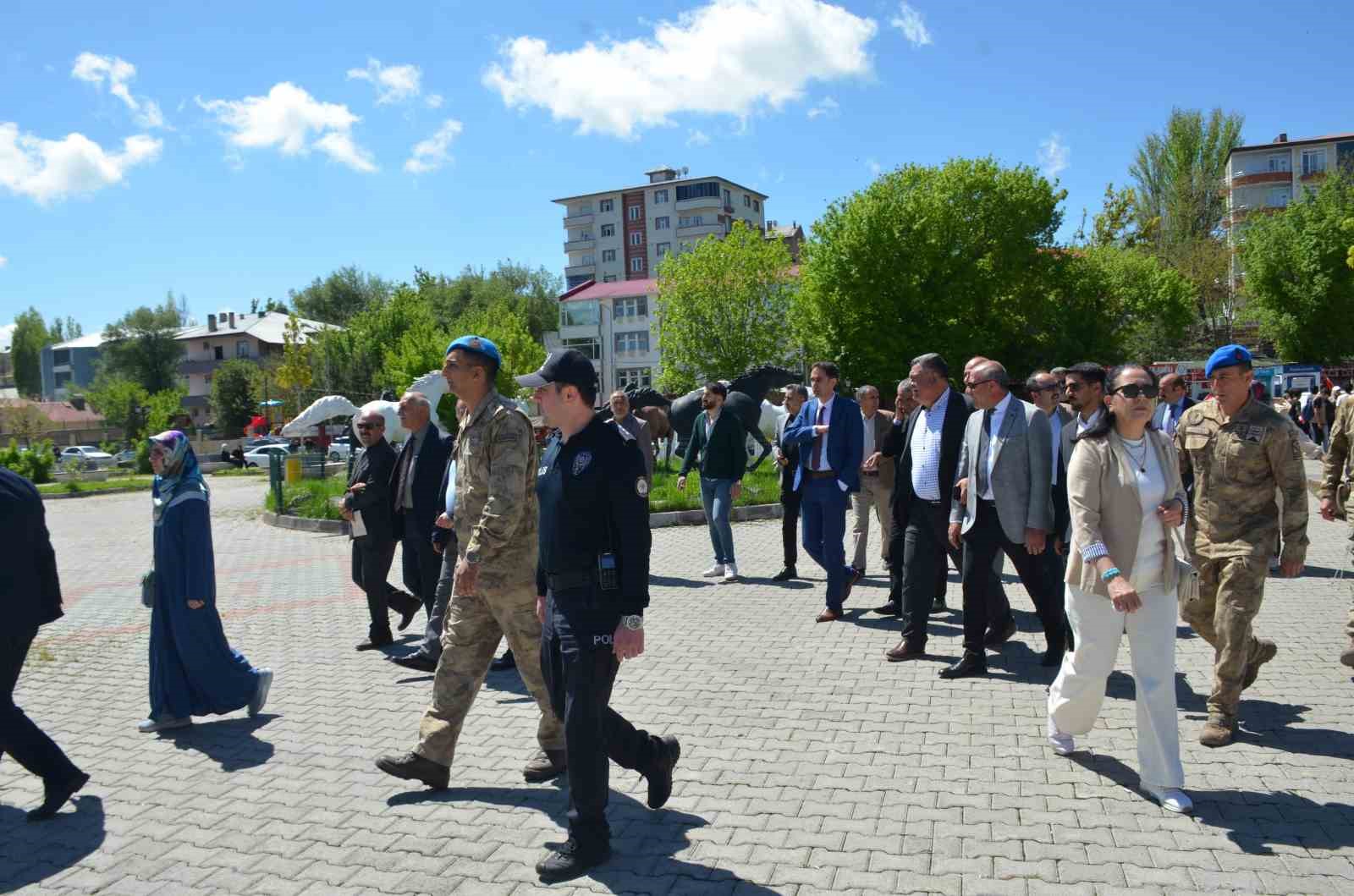 Bulanık&rsquo;ta &lsquo;Gen&ccedil;lik y&uuml;r&uuml;y&uuml;ş&uuml;&rsquo; yapıldı
