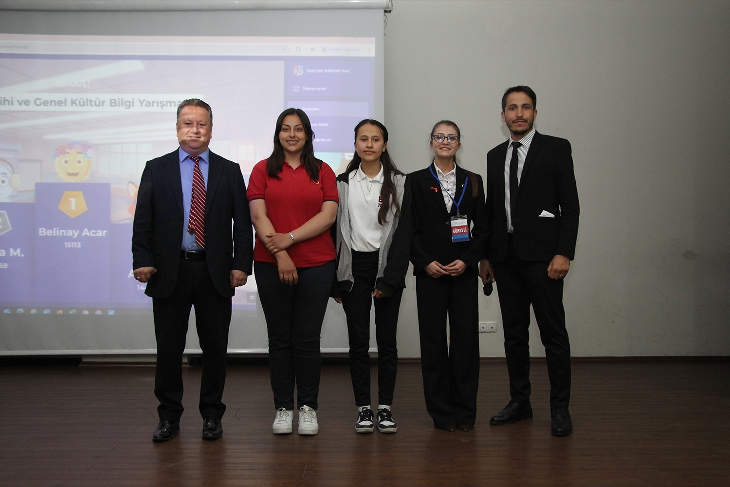 Kula&rsquo;da "Kurtuluş Savaşı ve Gen&ccedil;lik" Semineri D&uuml;zenlendi
