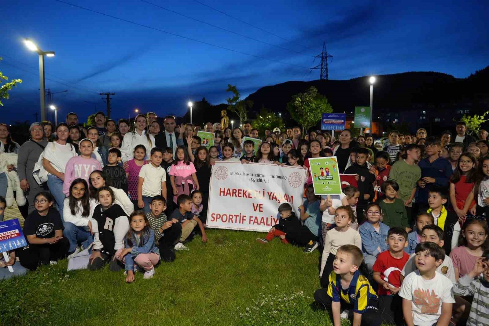Muğla’da ’Aile Yılı’ yürüşü gerçekleştirildi