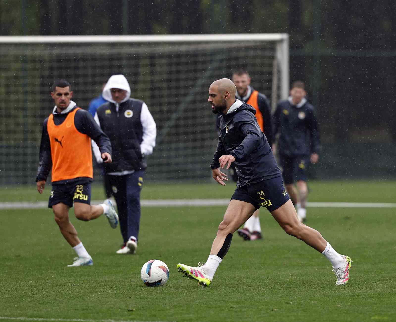 Fenerbahçe, Eyüpspor maçı hazırlıklarını tamamladı