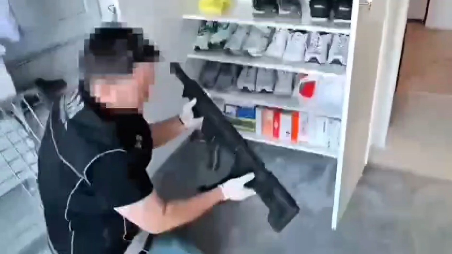 Şanlıurfa&rsquo;da tefecilik operasyonunda 8 tutuklama
