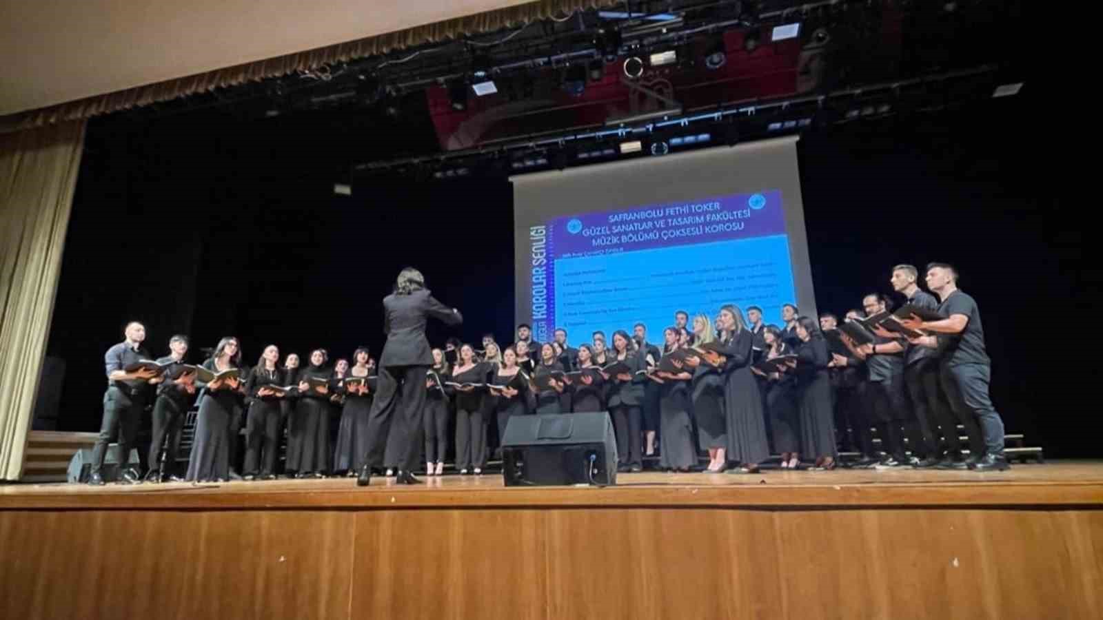 Karabük Üniversite Korosu Muğla’dan iki ödülle döndü