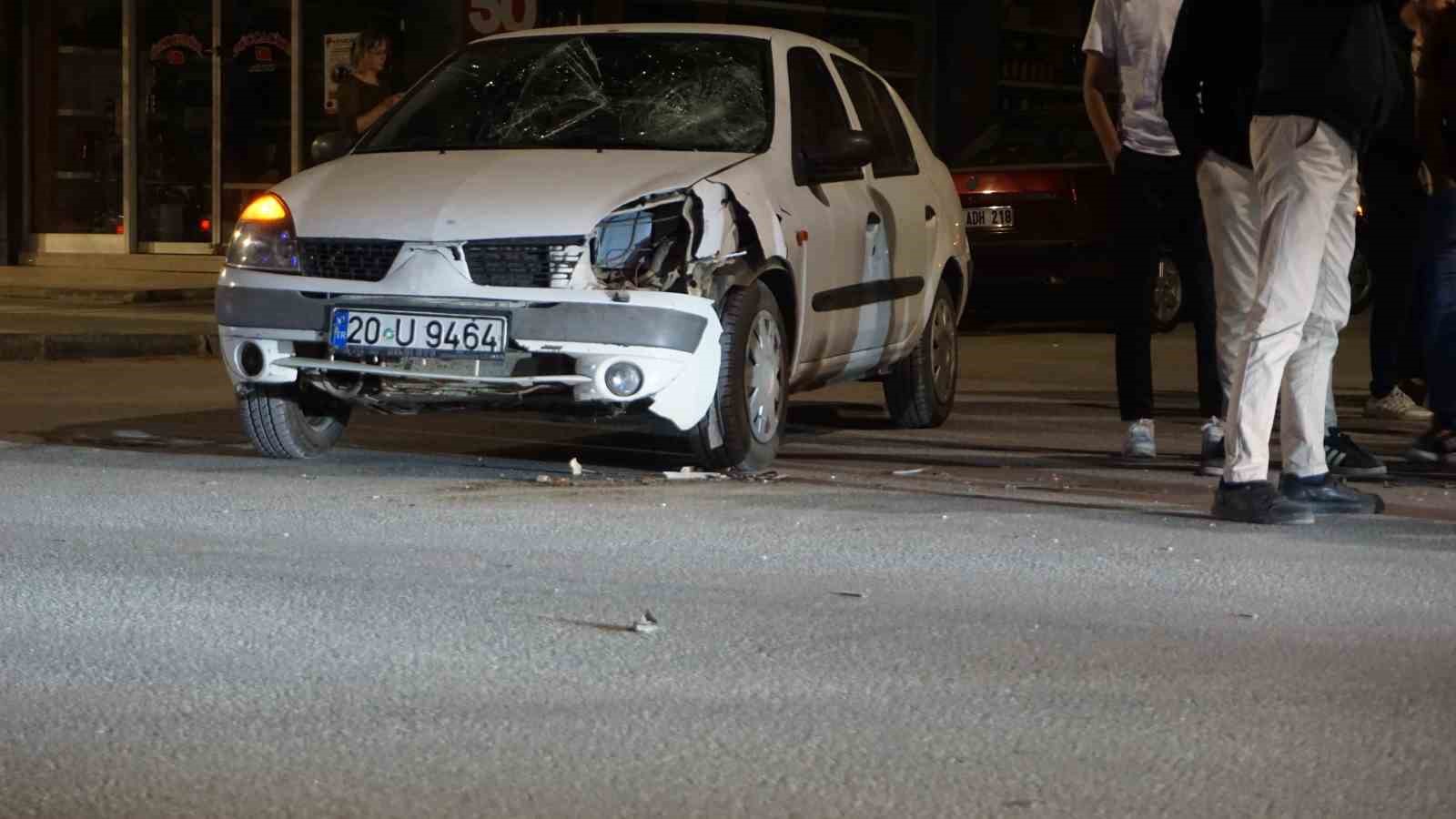 Burdur’da otomobil ile motosiklet çarpıştı: 16 yaşındaki sürücü yaralandı