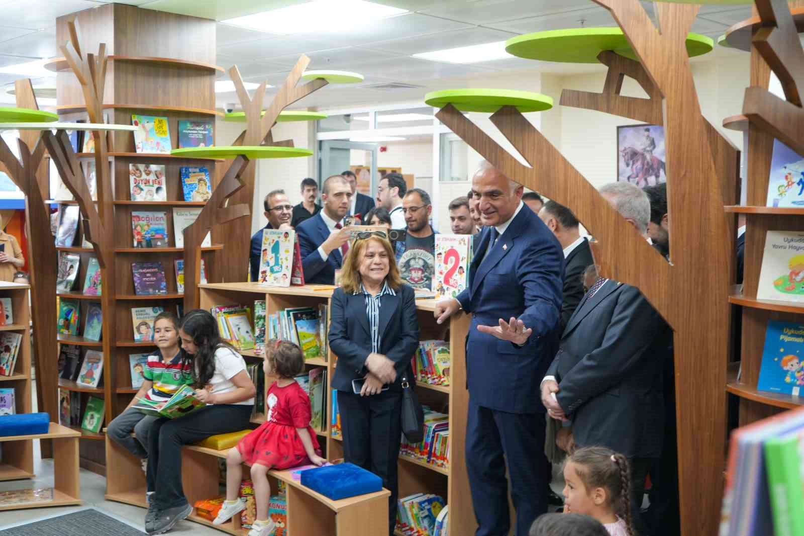 Türkiye’de kütüphanelerdeki üye ve kitap sayısında rekor kırıldı

