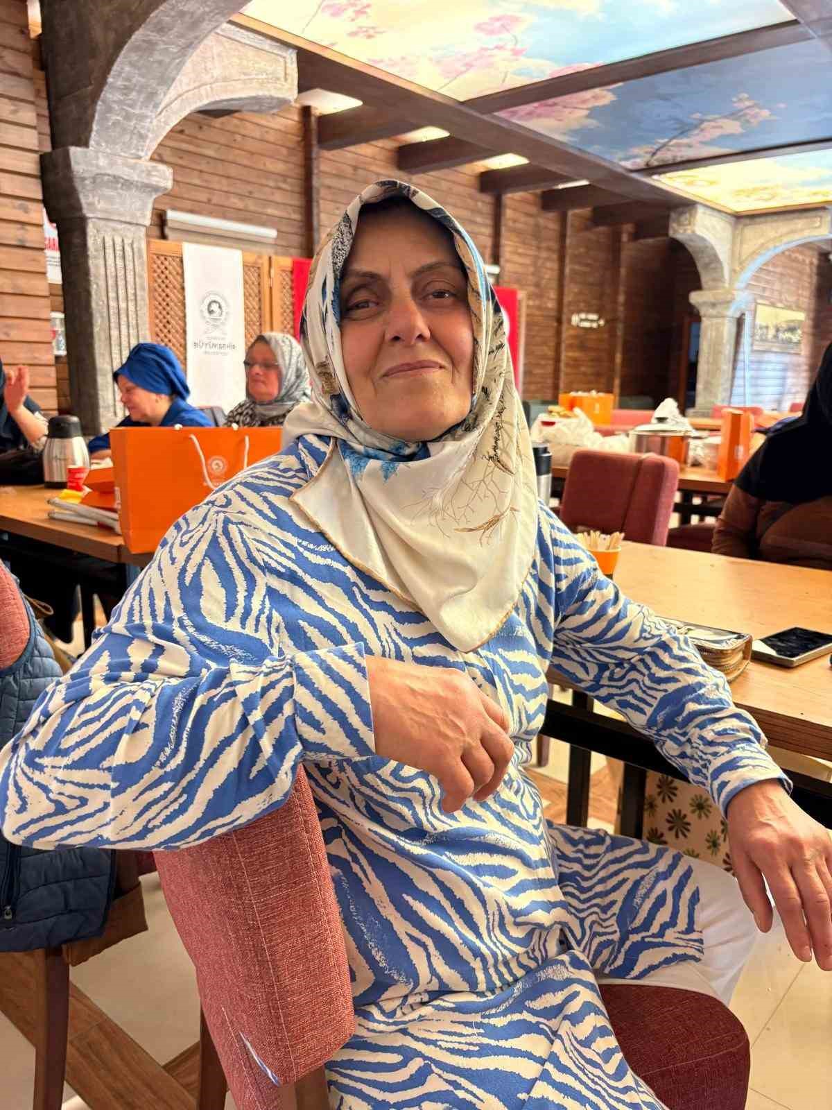 Görme engellilerden ’Anneler Günü’ buluşması