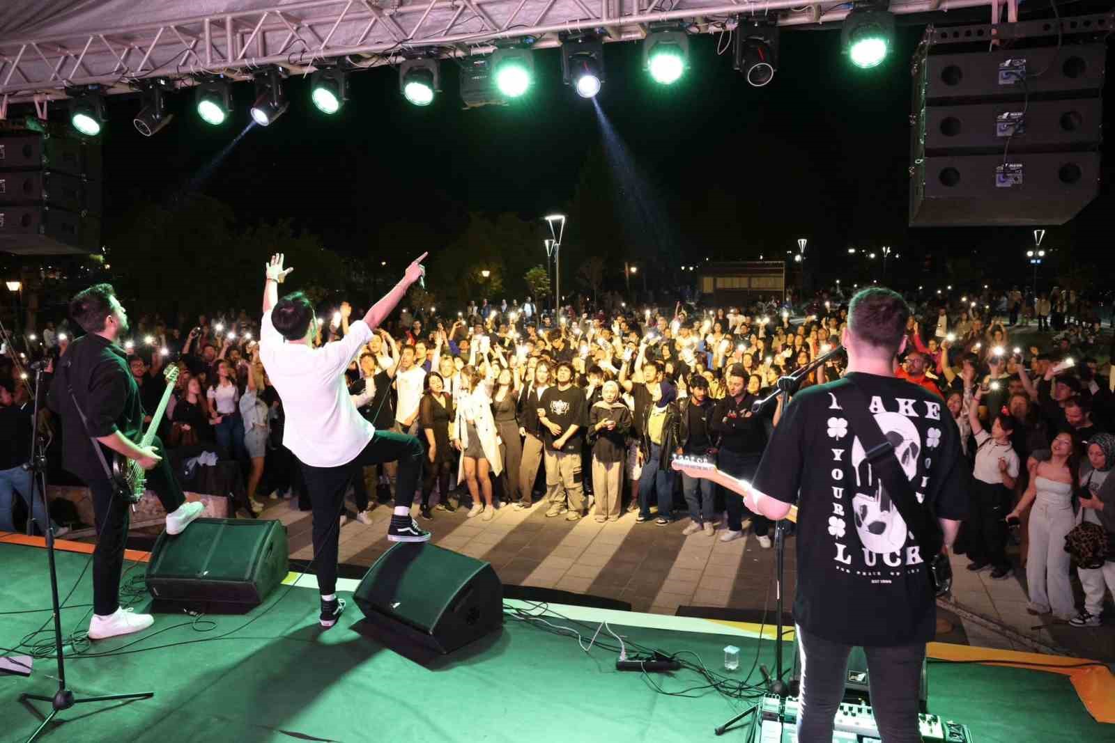 3D’de gençler başkanlarla buluştu