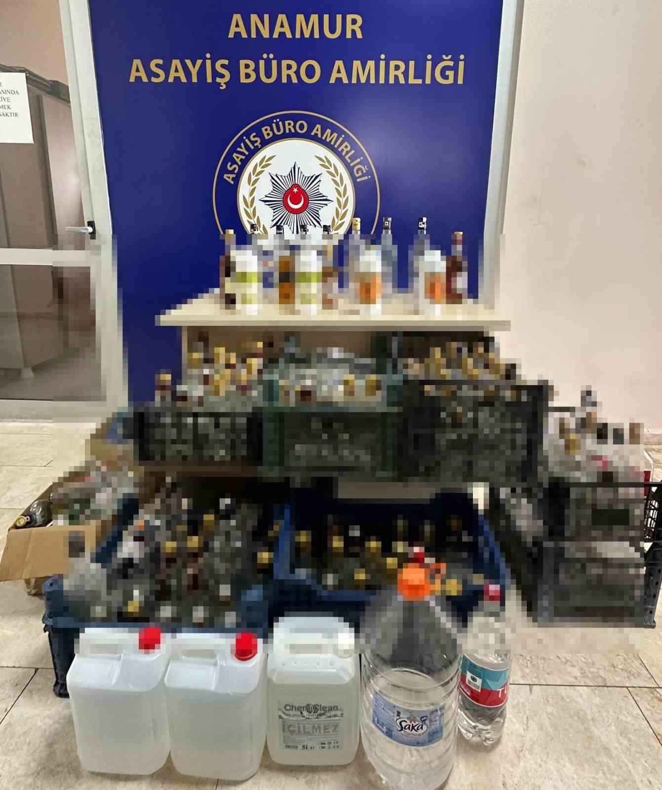 Mersin’de sahte içki üreten şüpheli yakalandı