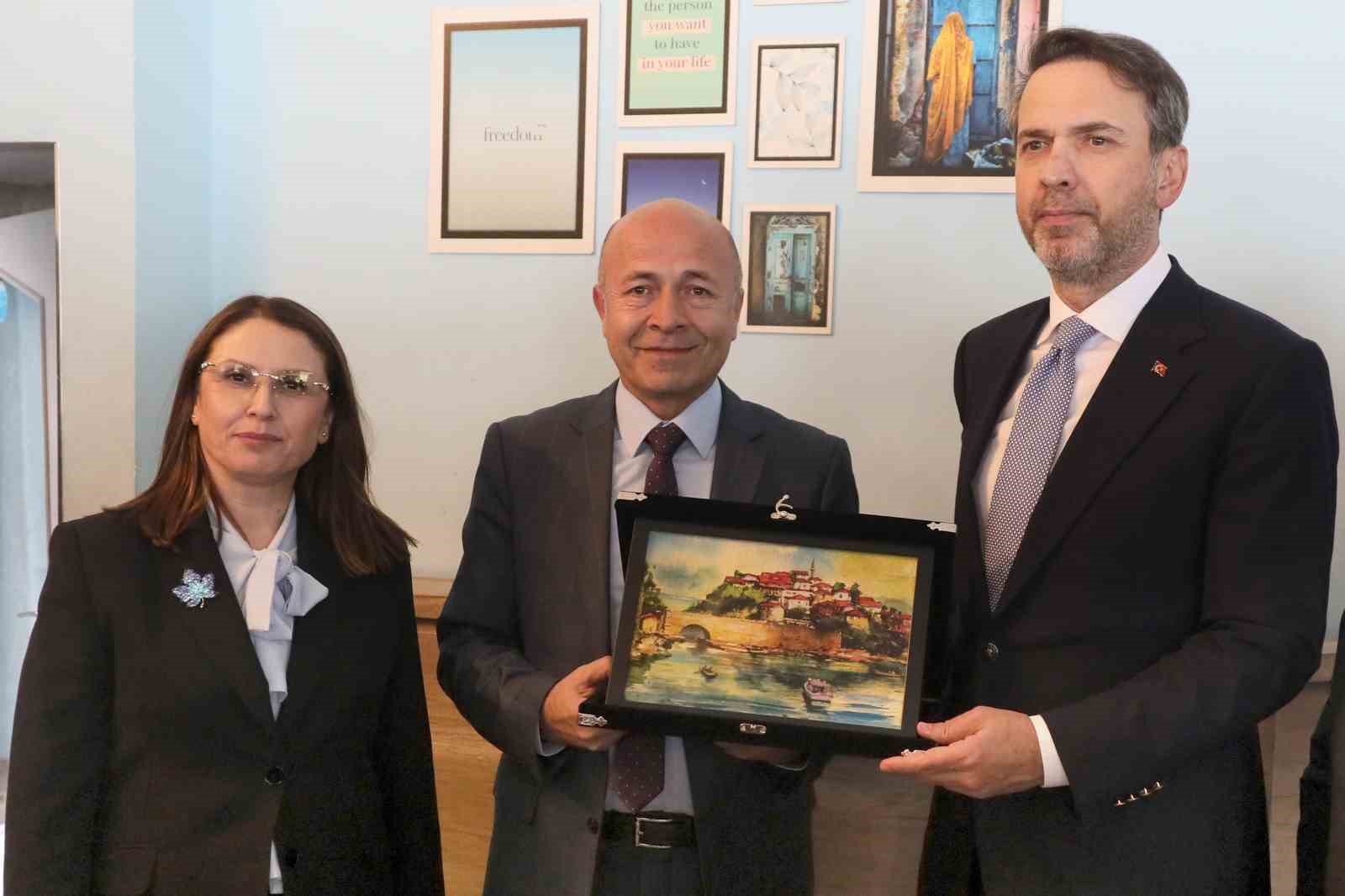 Bakan Bayraktar, Başkan Çakır’ı ziyaret etti