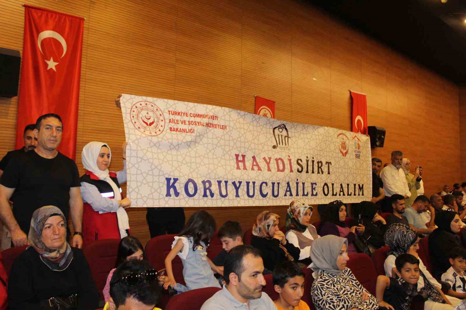 Siirt’te ’Güçlü Aile Güçlü Gelecek’ söyleşisi