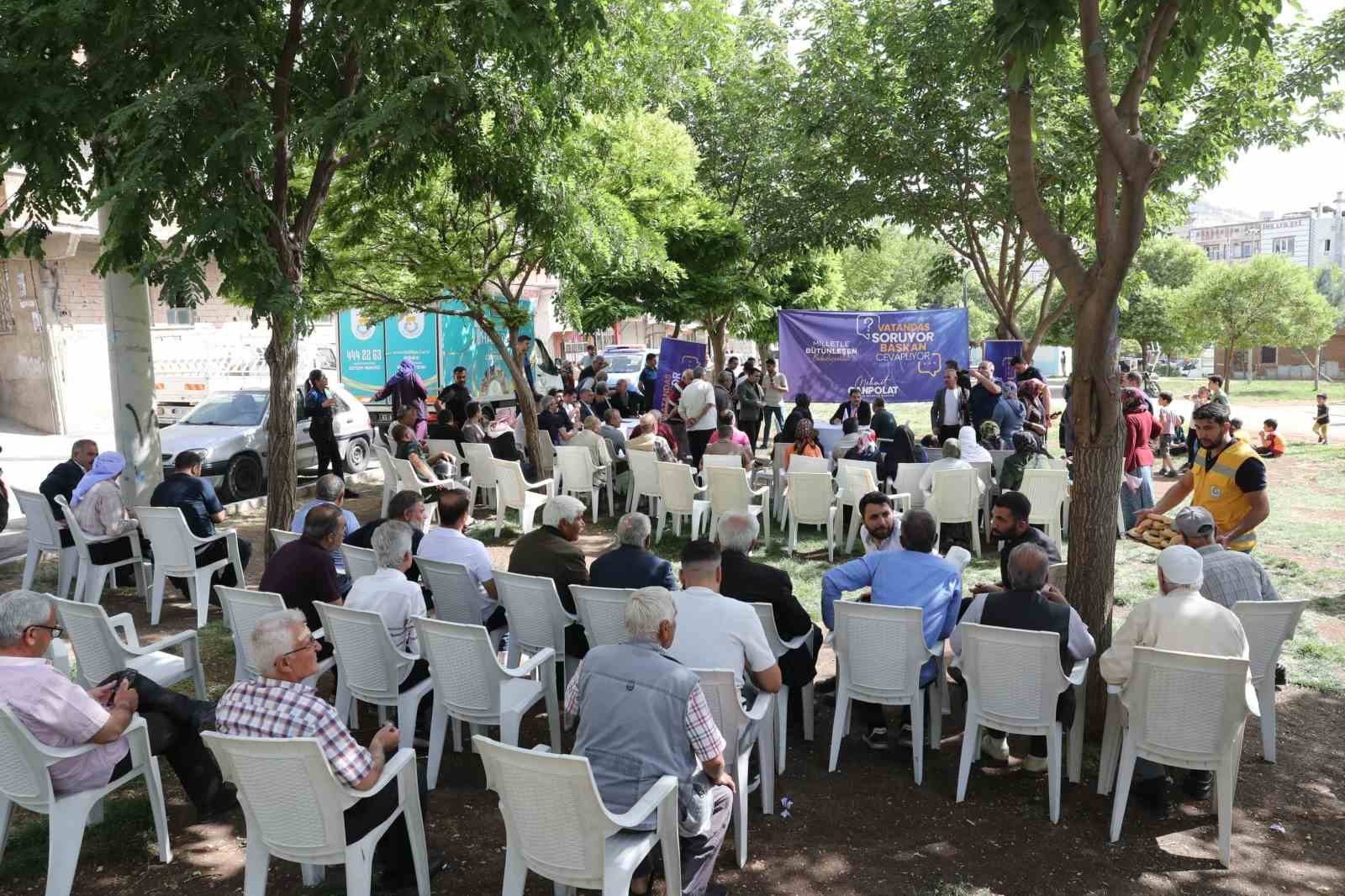 Başkan Canpolat vatandaşın sorularını cevapladı
