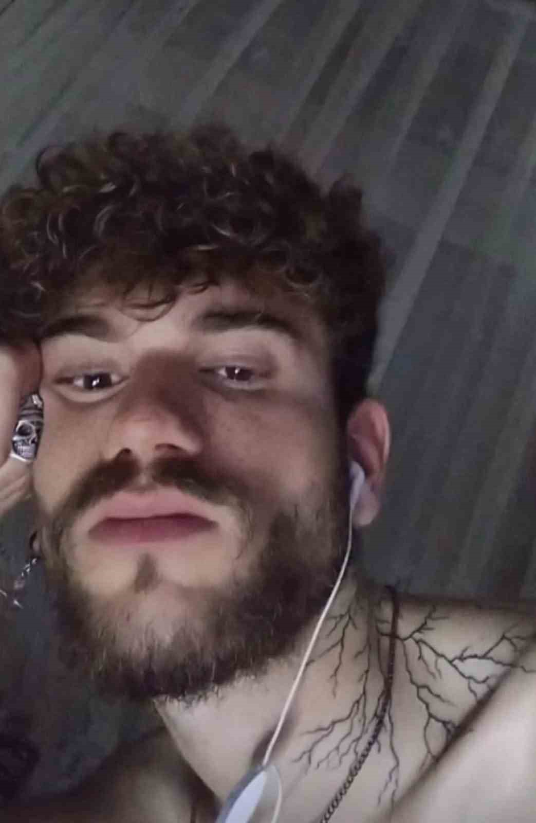 Denizli’de motosiklet yol kenarına devrildi: 2 ölü