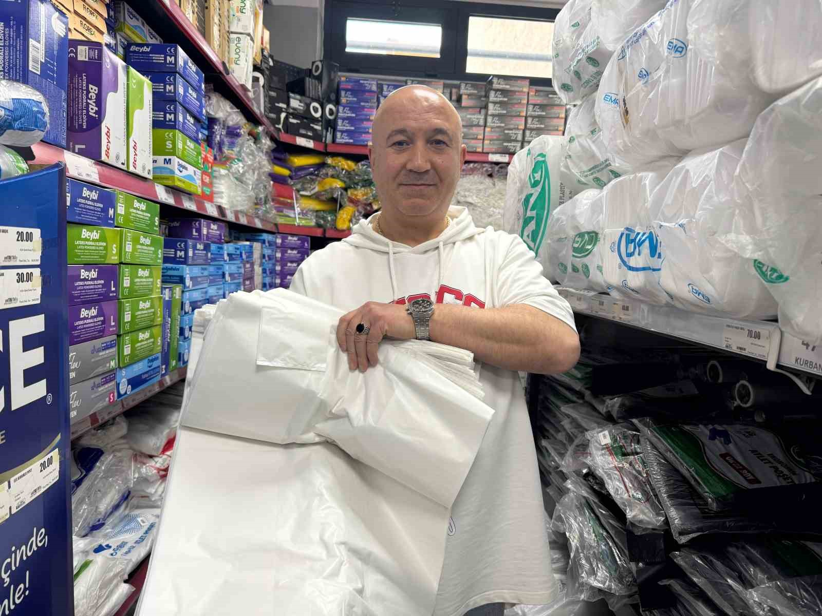 Kurban poşetlerine bu yıl talep düşük ilerliyor