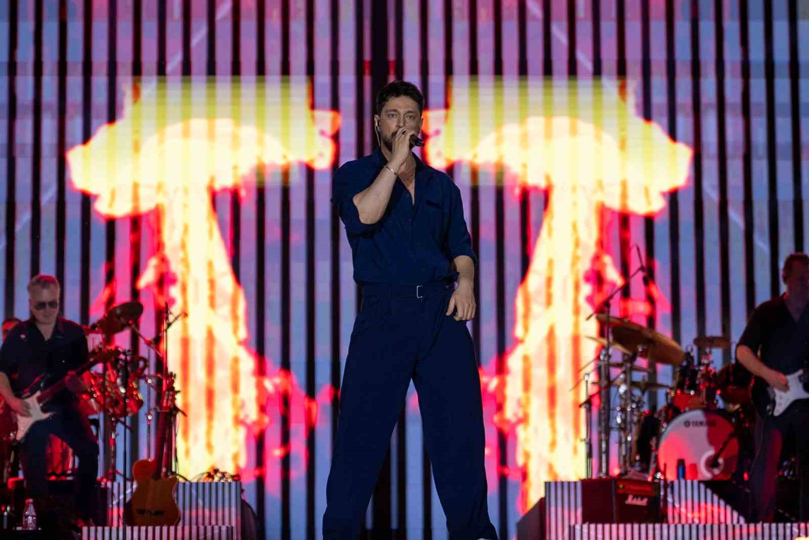 Manisa Murat Boz ile coştu