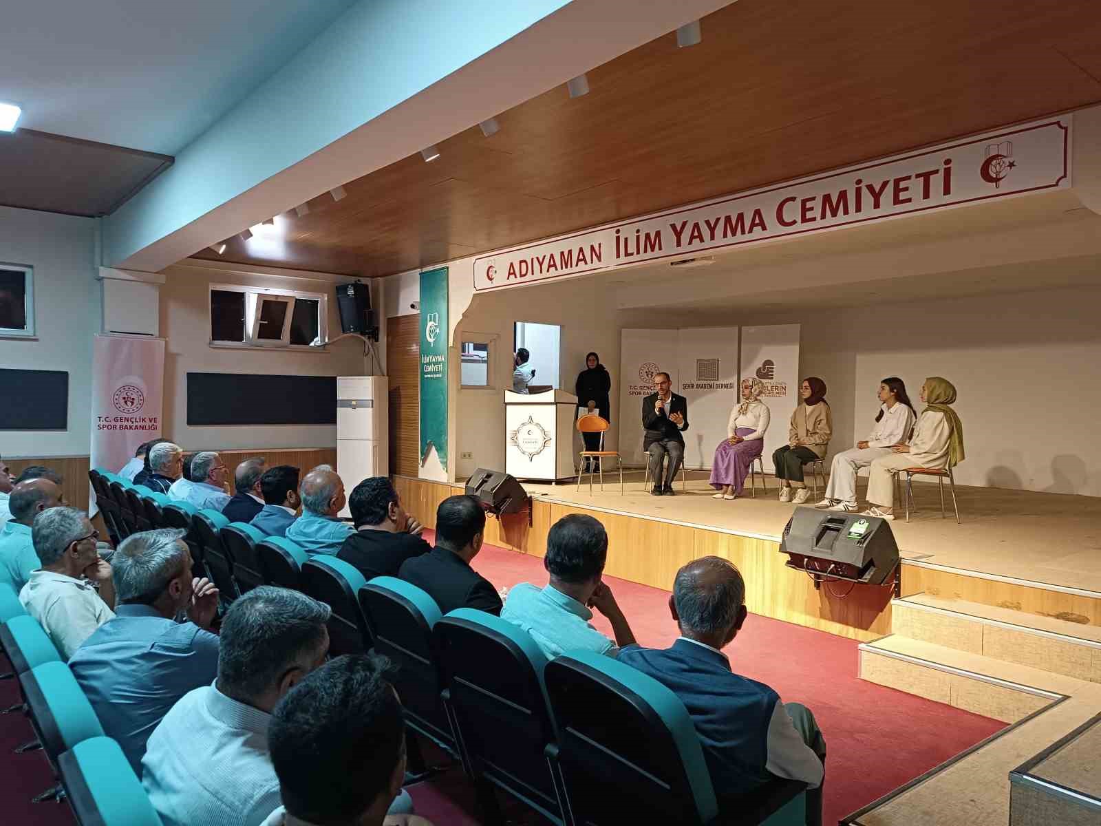 "Kitaplarım ve arkadaşlarımla iyi hissediyorum" projesi başladı