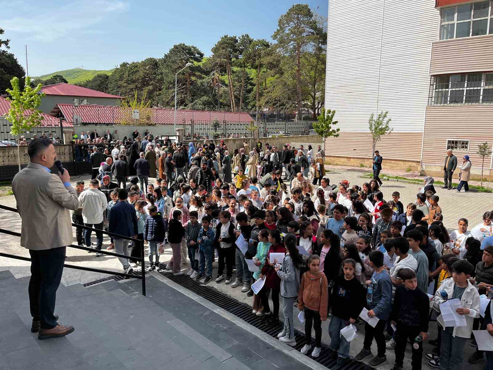 Tatvan’da OKS sınavına rekor başvuru