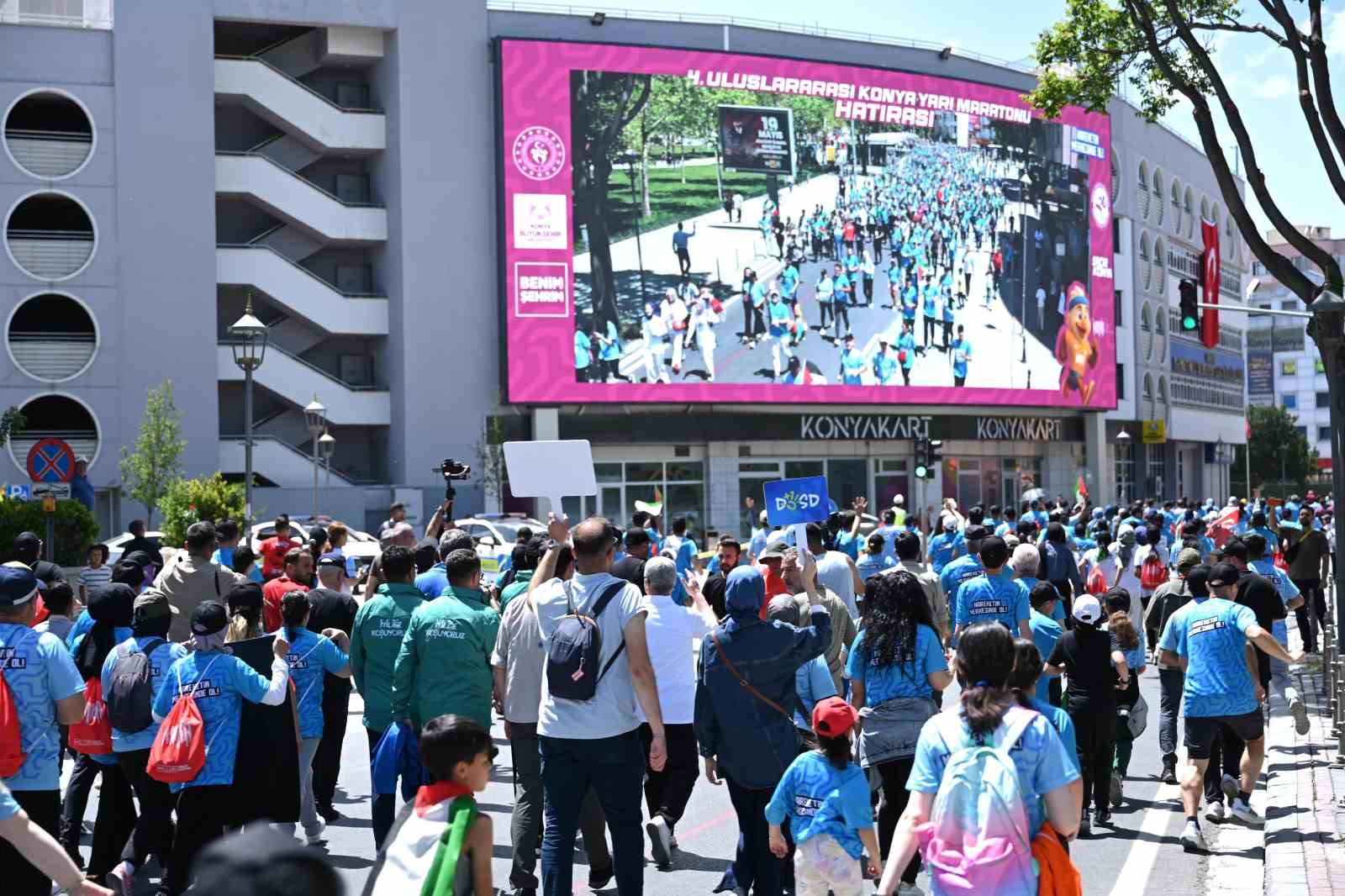 4. Uluslararası Konya Yarı Maratonu T&uuml;rkiye&rsquo;den ve d&uuml;nyadan sporcuları buluşturdu
