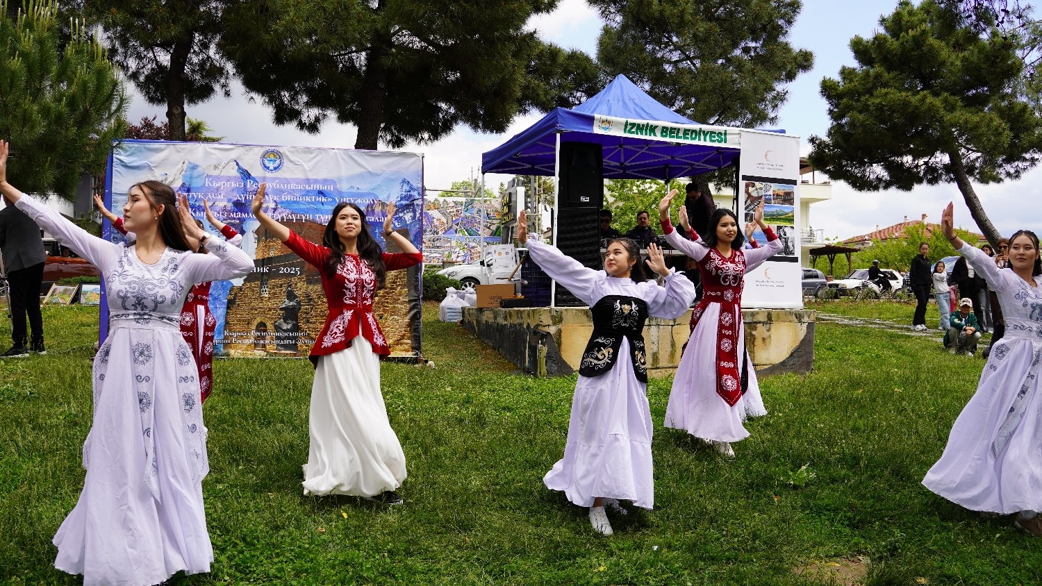 Kırgız halkı İznik&rsquo;te şenliklerde buluştu
