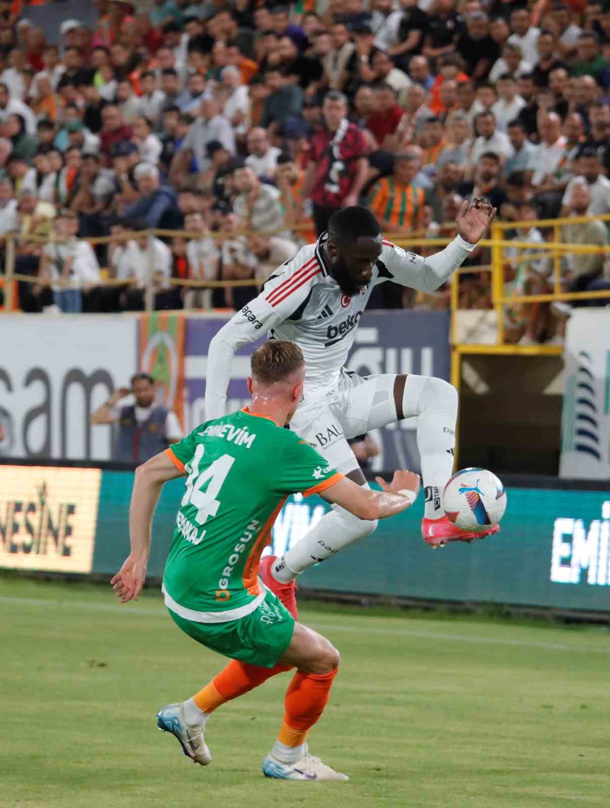 Trendyol S&uuml;per Lig: Alanyaspor: 1 - Beşiktaş: 1 (Ma&ccedil; sonucu)
