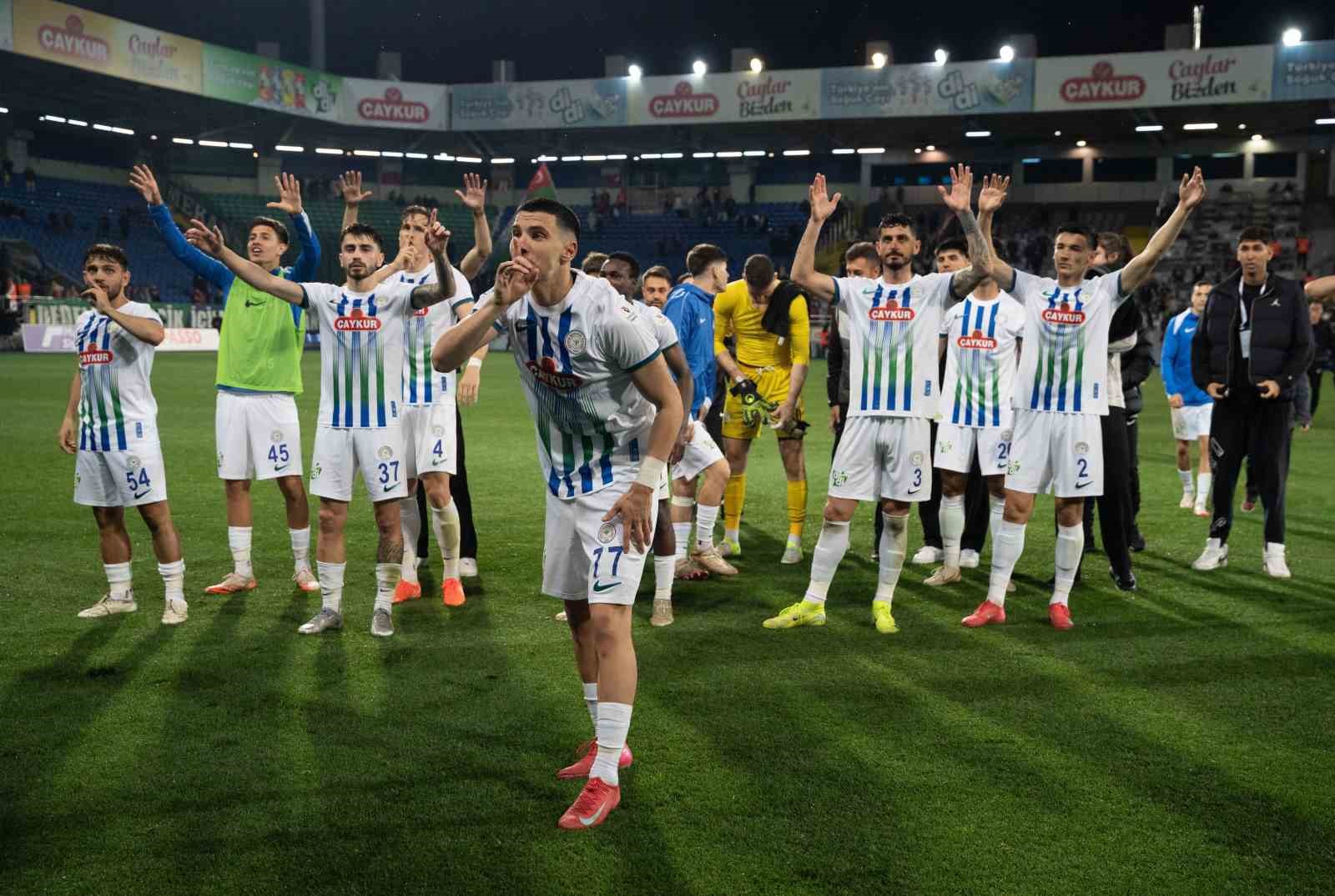 Çaykur Rizespor ligde kalmayı garantiledi