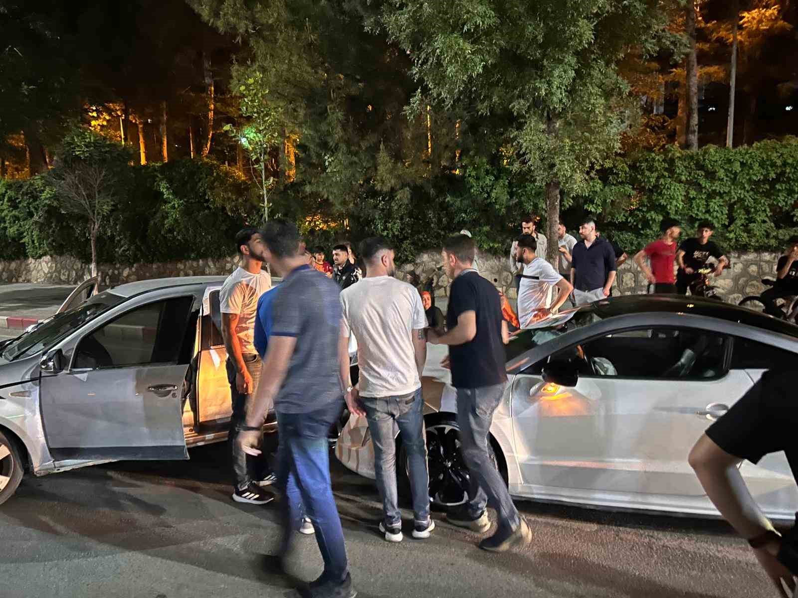 Galatasaray’ın şampiyonluk kutlamasında kaza: 1 yaralı