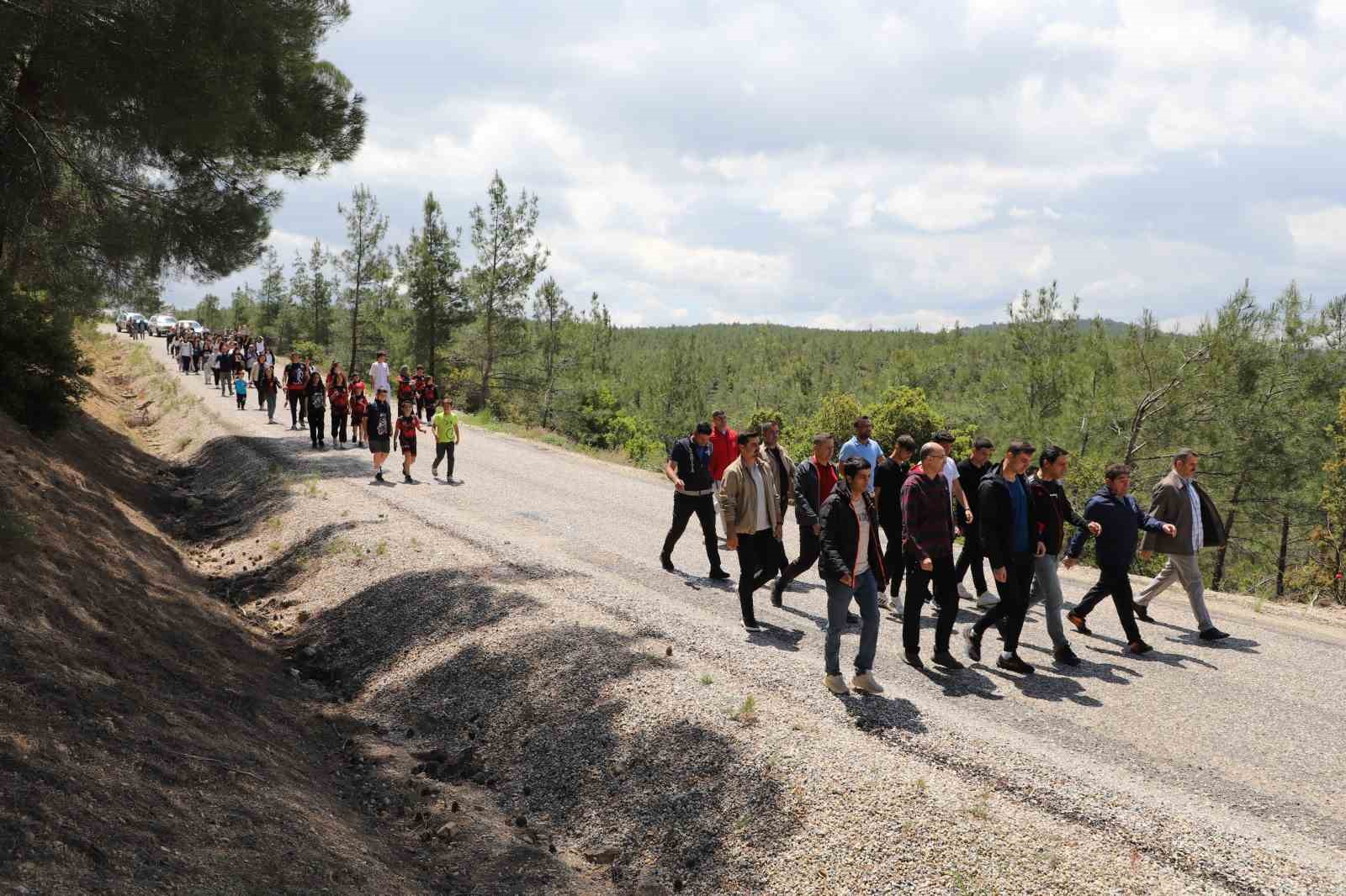 Selendi’de gençlik yürüyüşü yapıldı
