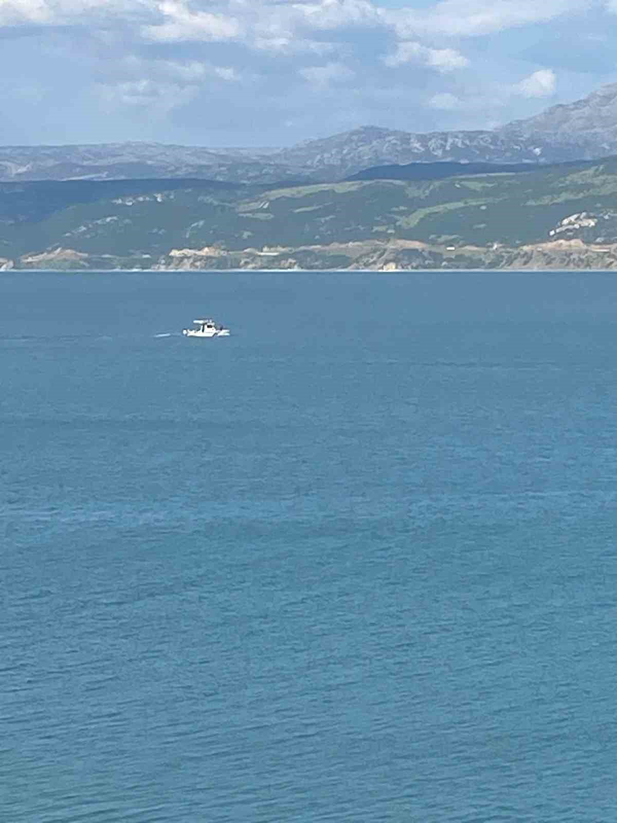 Serinlemek için girdiği Eğirdir Gölü’nden cansız bedeni çıktı

