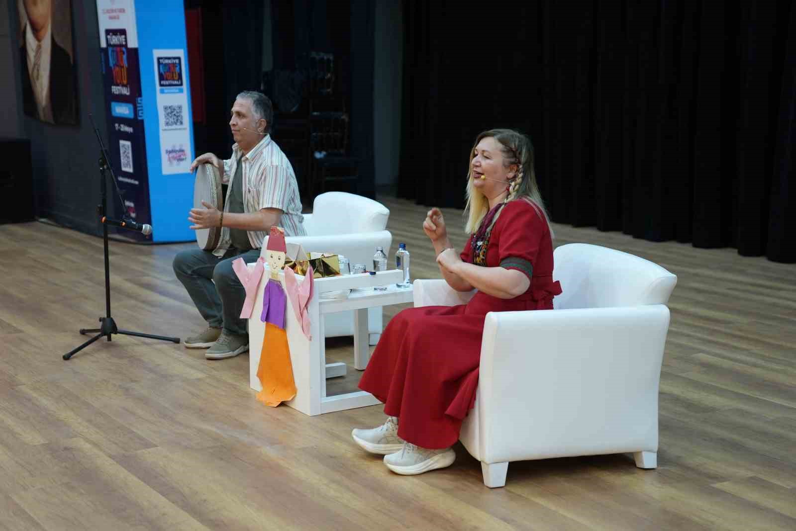 Manisa&rsquo;da K&uuml;lt&uuml;r Yolu Festivali t&uuml;m hızıyla devam ediyor
