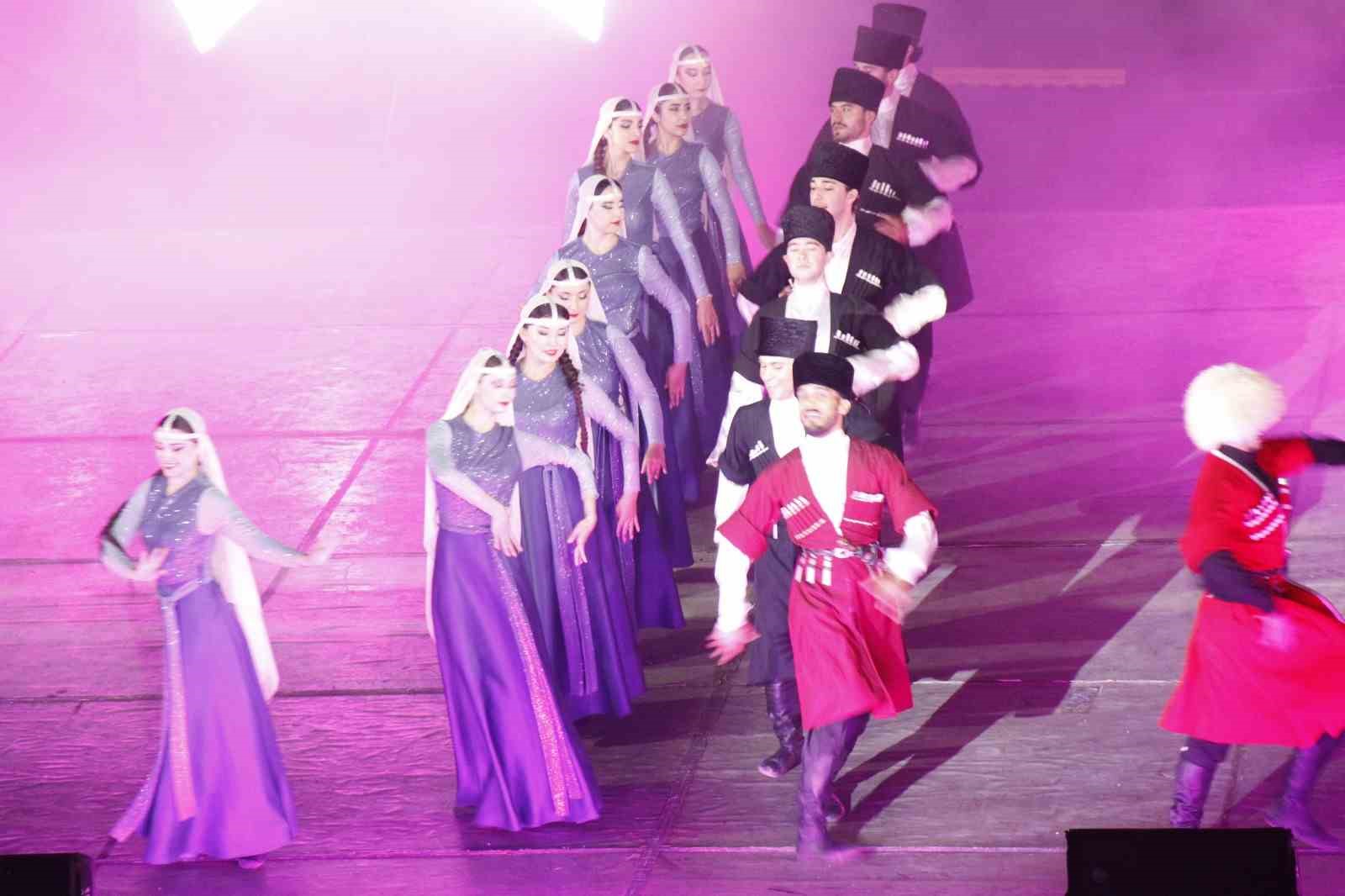 Aspendos’ta 19 Mayıs Gençlik Şöleni düzenlendi