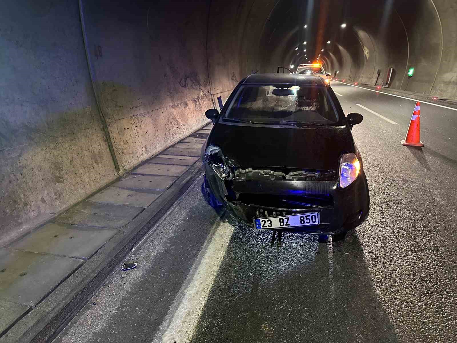 Erkenek tünelinde trafik kazası: 1 yaralı İhlas Haber Ajansı