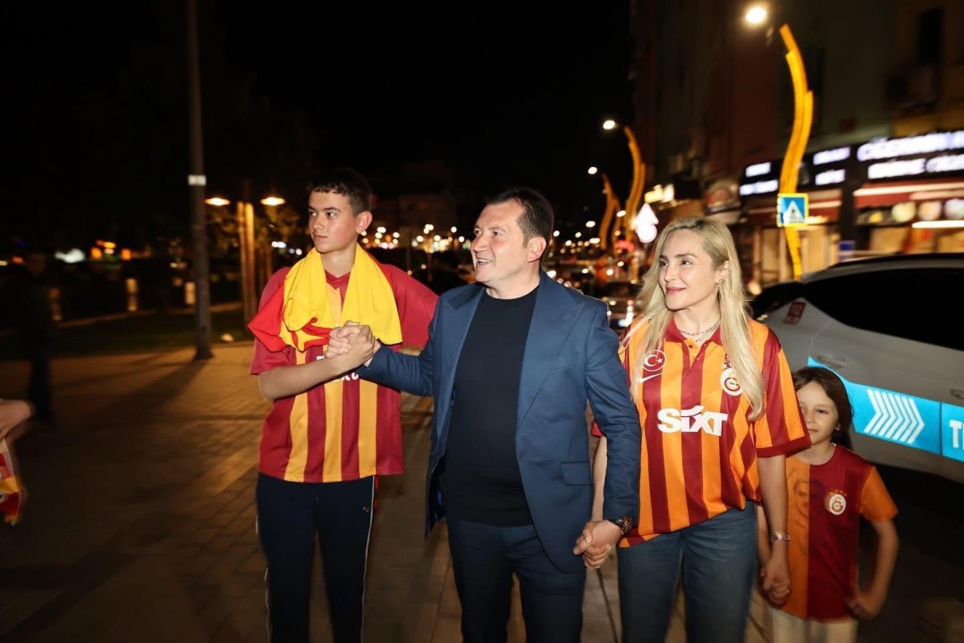 Silivri Belediye Başkanı Bora Balcıoğlu şampiyonluk kutlamalarına katıldı

