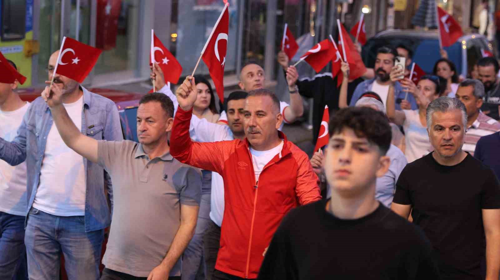 Aydın’da 19 Mayıs kutlamaları fener alayıyla taçlandı
