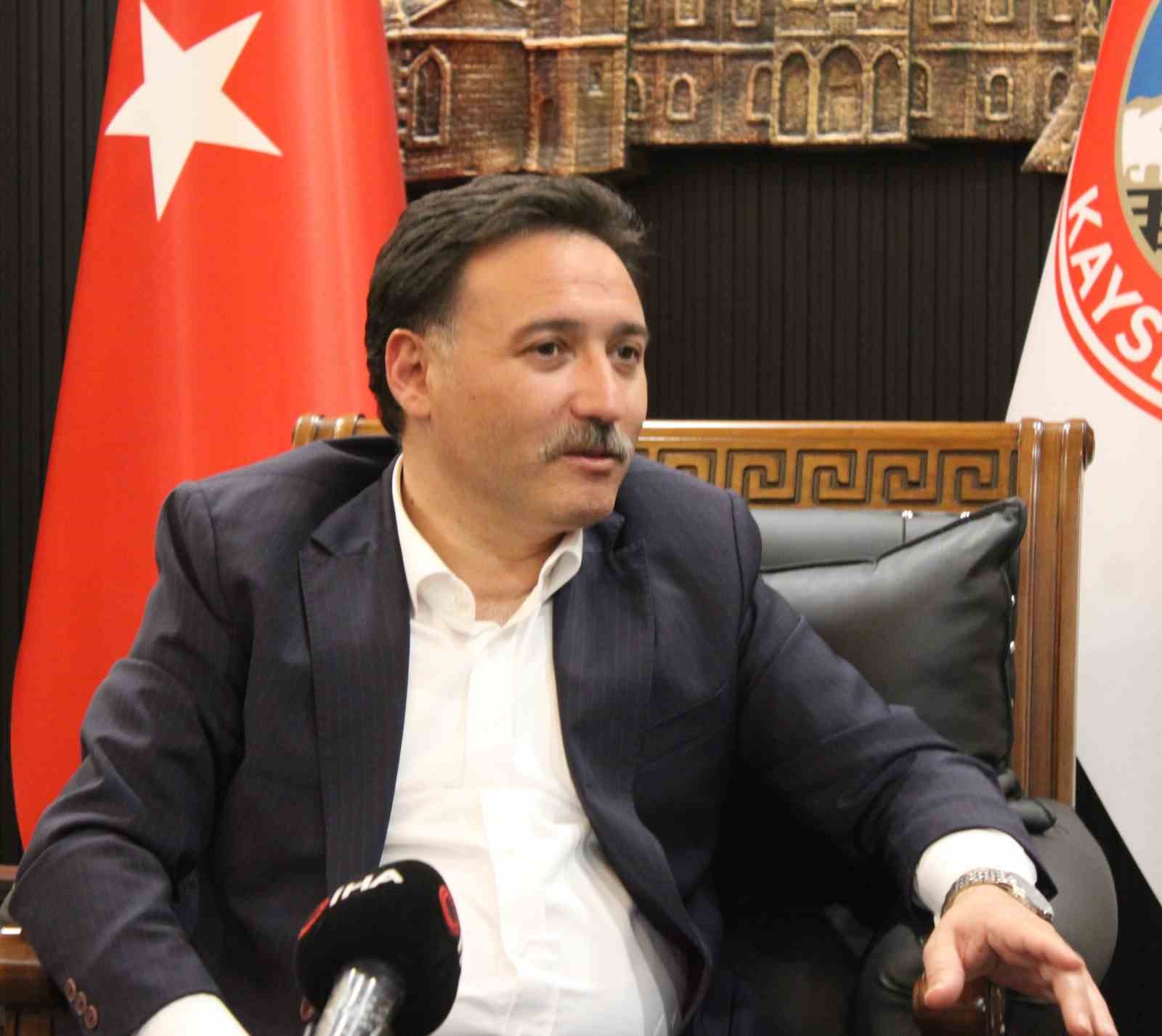 Bu mahalle n&uuml;fusunun 675 katı turist ağırladı
