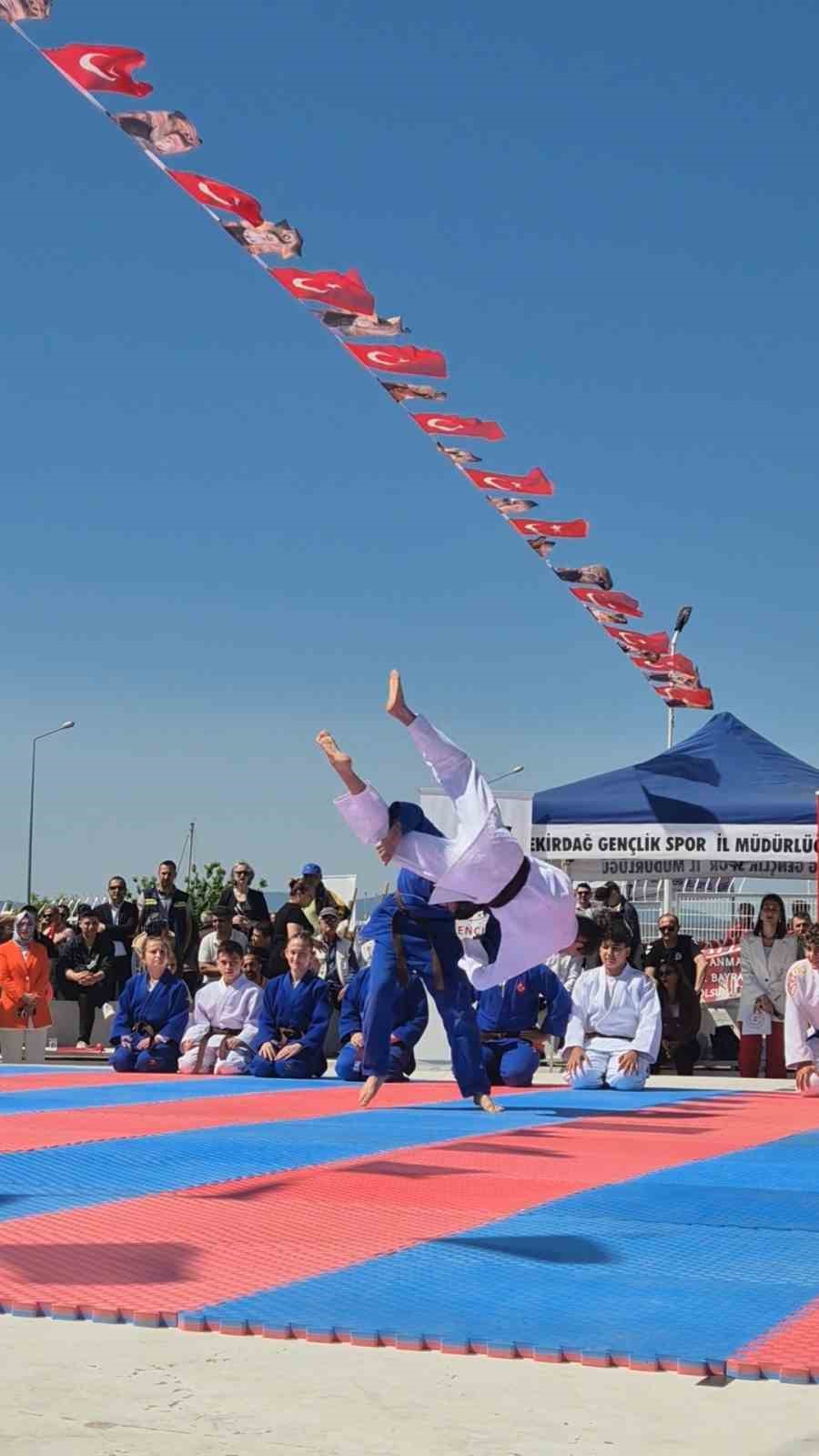 19 Mayıs&rsquo;ta yetenek g&ouml;sterileri nefes kesti
